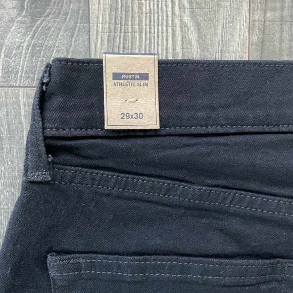 29x30 NWT Abercrombie Fitch Rustin Athletic Slim Jeans
Black 
Stretch - Picture 7 of 8